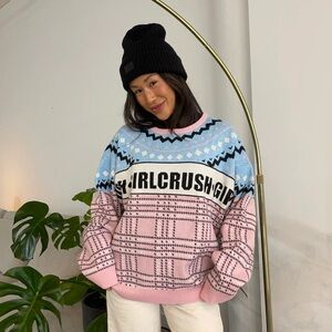 Chic Pastel Patterned Sweater